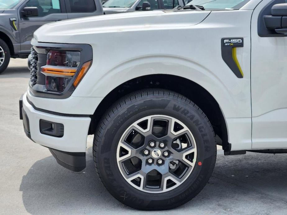 new 2024 Ford F-150 car, priced at $39,898