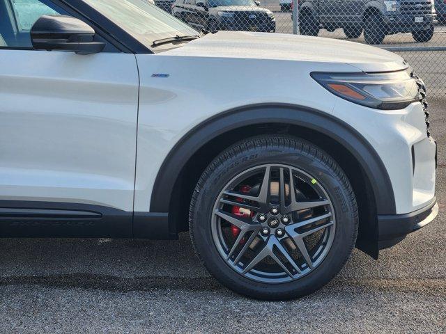 new 2025 Ford Explorer car, priced at $46,974