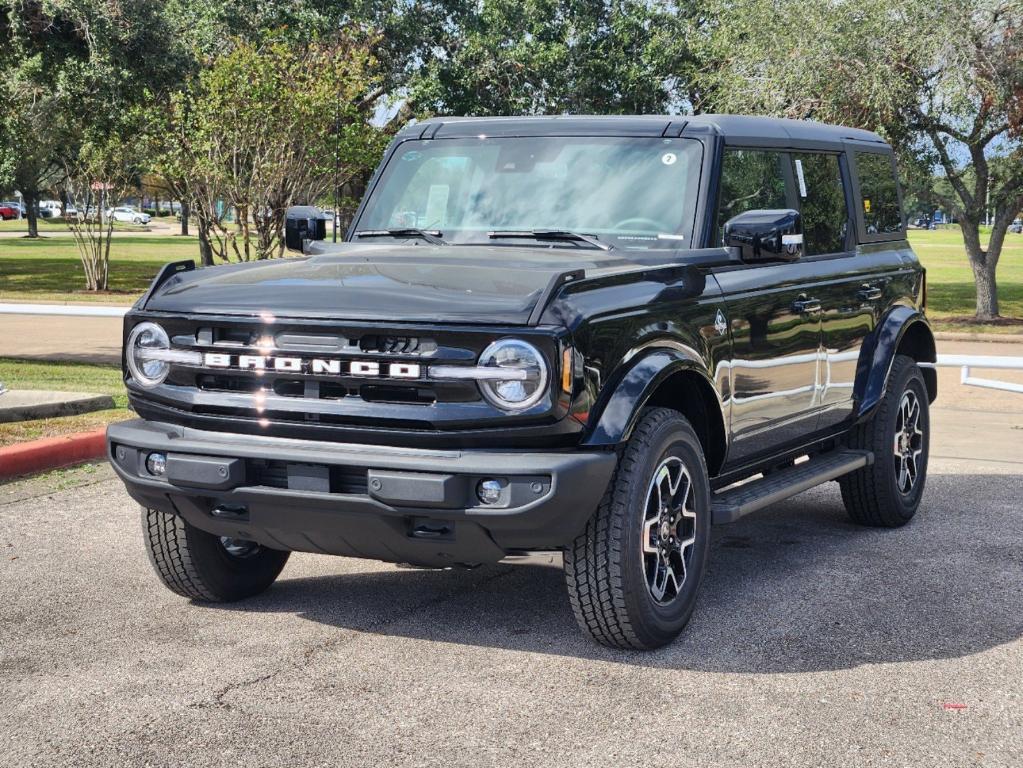 new 2024 Ford Bronco car, priced at $51,877