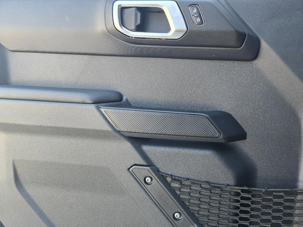 new 2025 Ford Bronco car, priced at $42,080