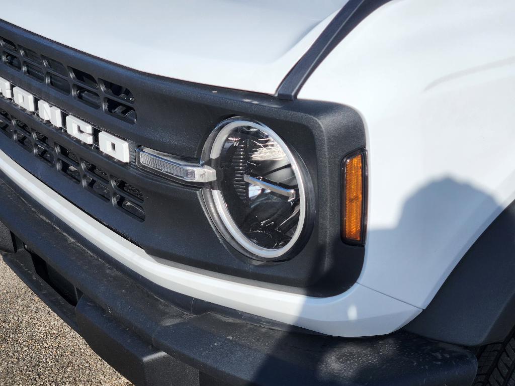 new 2025 Ford Bronco car, priced at $38,837