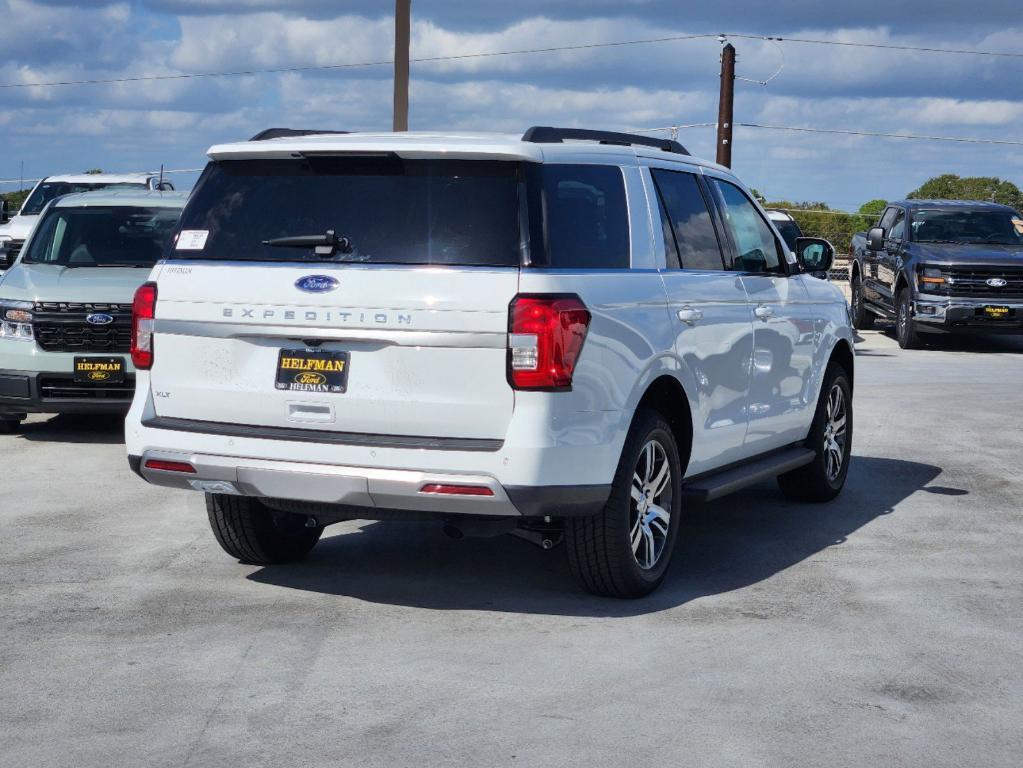 new 2024 Ford Expedition car, priced at $63,244