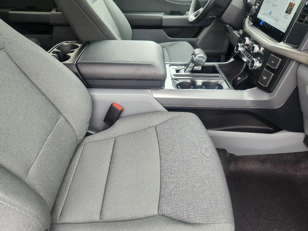 new 2025 Ford F-150 Lightning car, priced at $61,978
