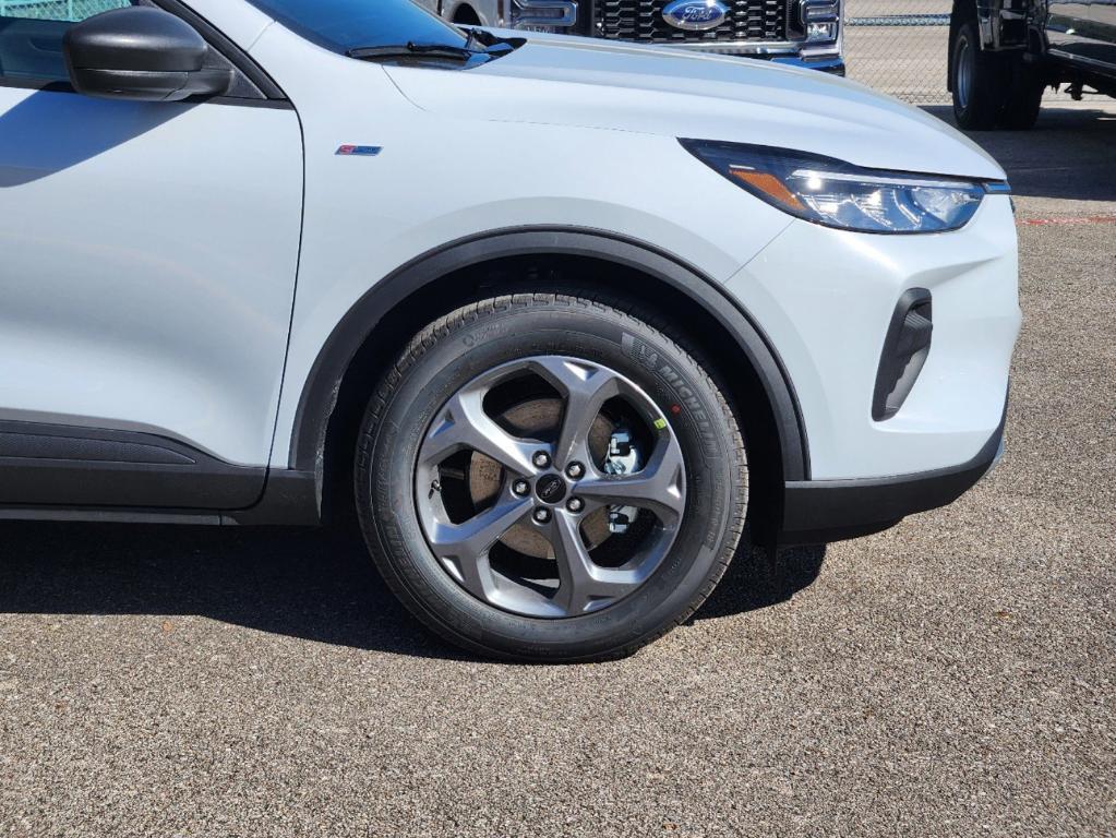 new 2025 Ford Escape car, priced at $33,175