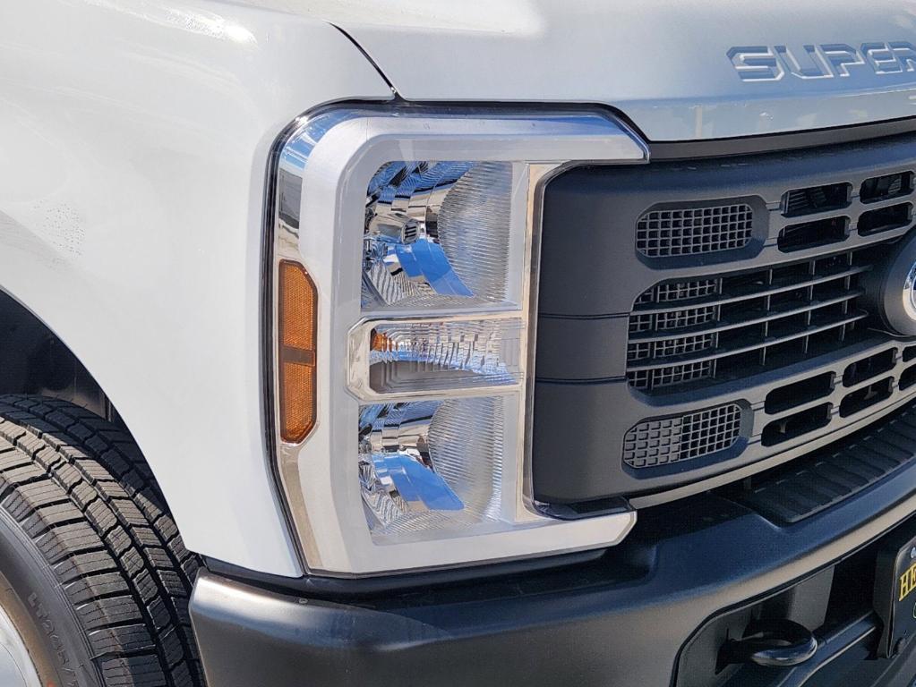 new 2024 Ford F-250 car, priced at $48,025