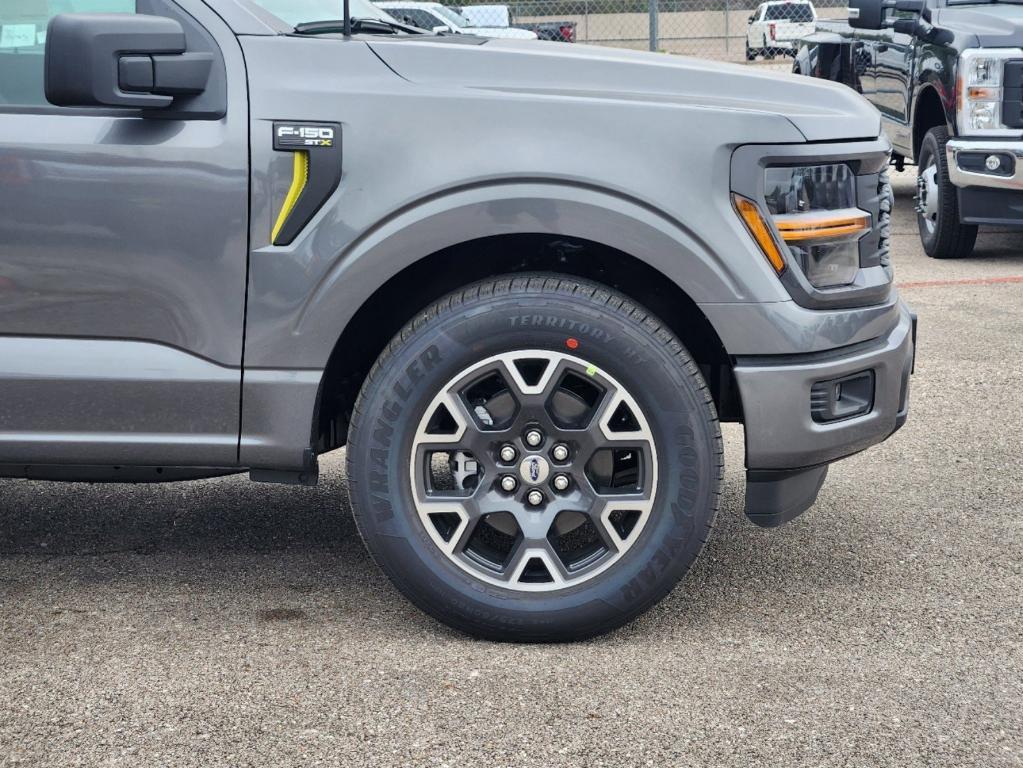 new 2024 Ford F-150 car, priced at $39,345