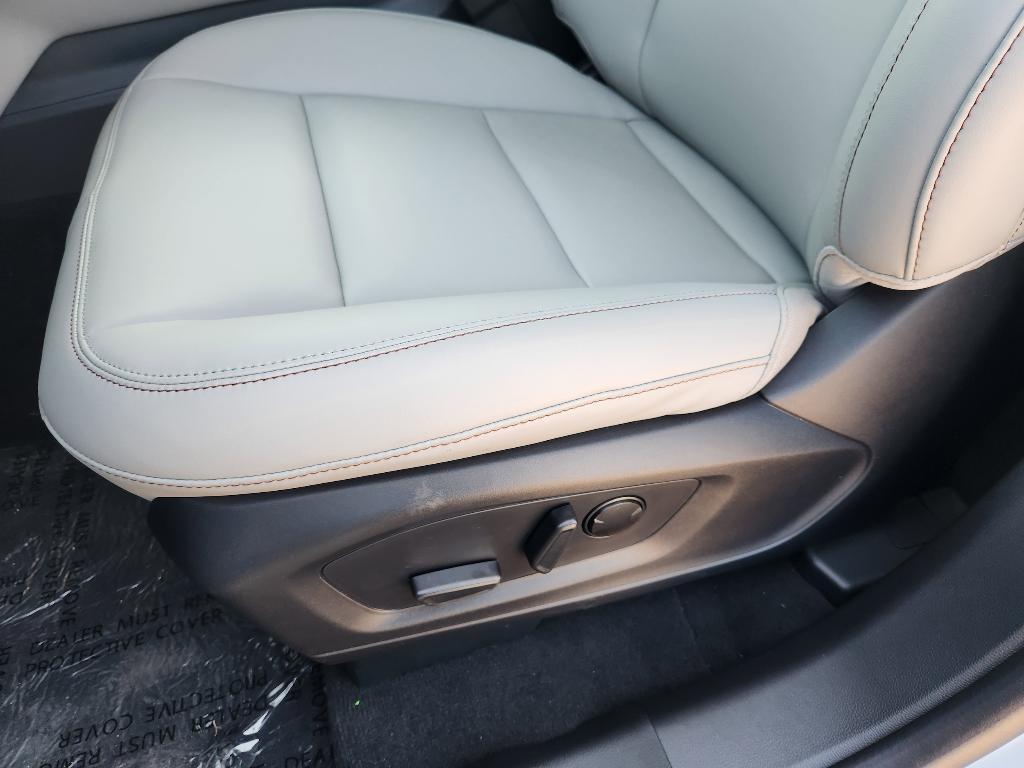 new 2025 Ford Explorer car, priced at $45,265