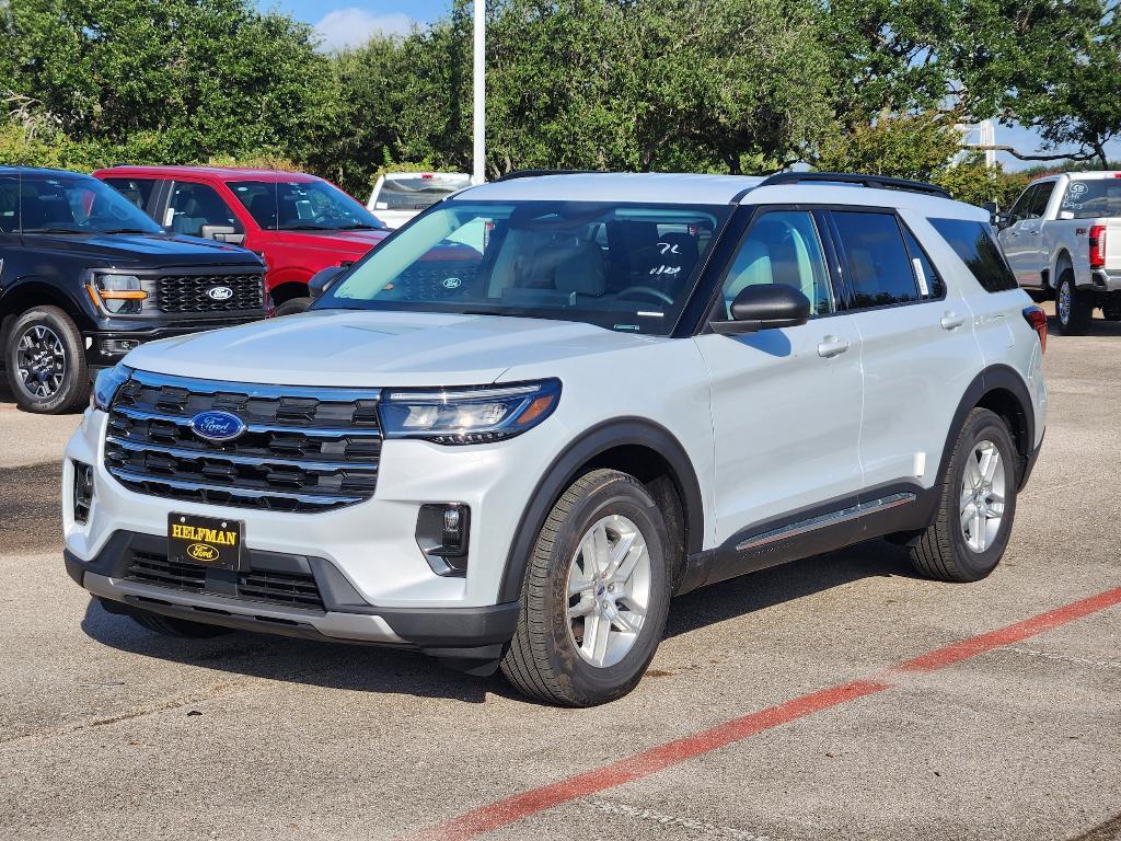 new 2025 Ford Explorer car, priced at $45,265