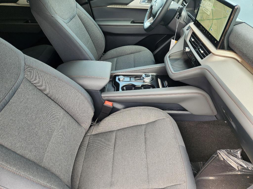 new 2025 Ford Explorer car, priced at $41,380