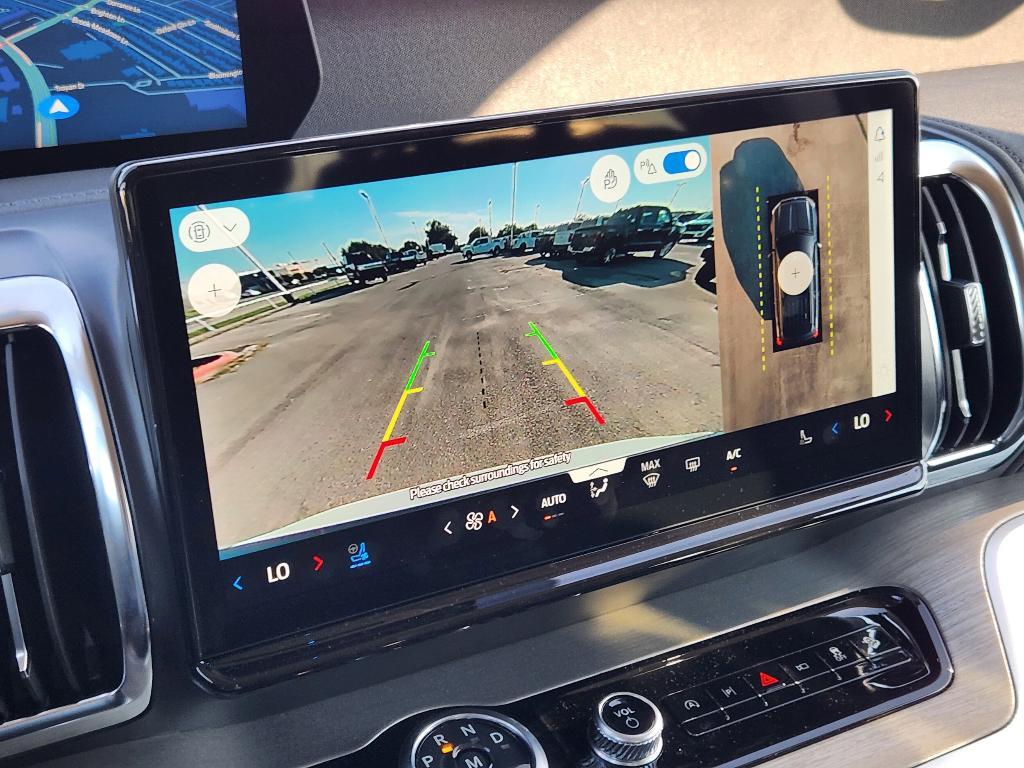 new 2025 Ford Expedition car, priced at $78,872