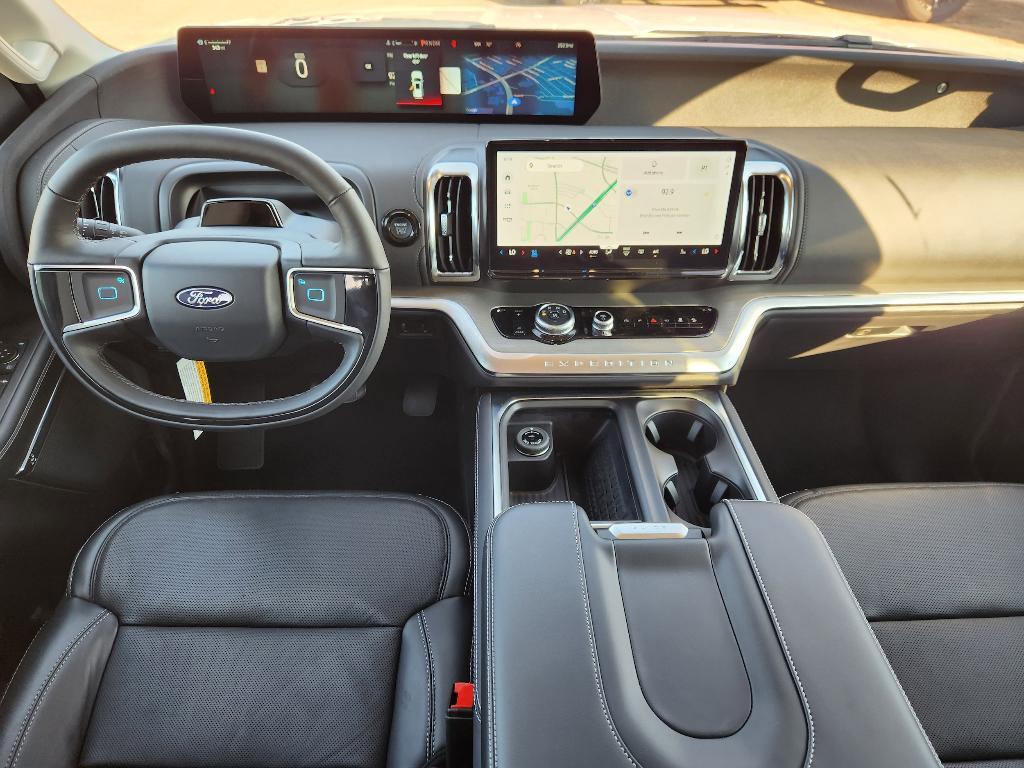 new 2025 Ford Expedition car, priced at $78,872