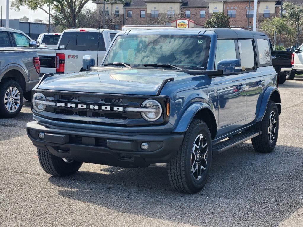 new 2024 Ford Bronco car, priced at $52,813