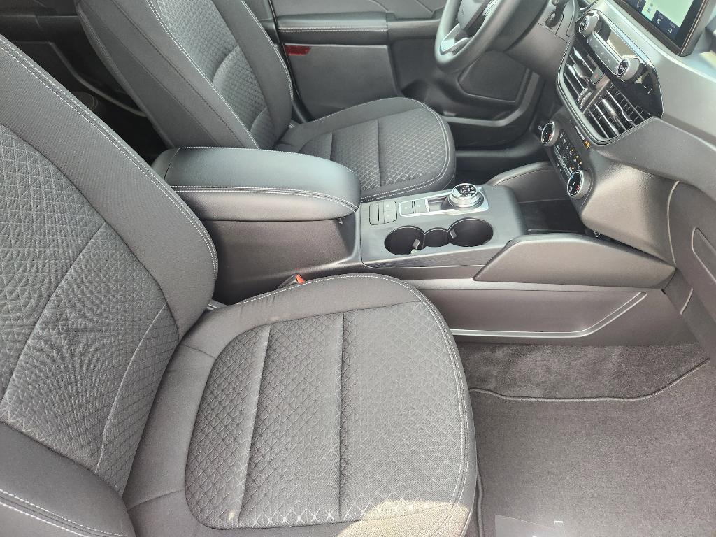 new 2025 Ford Escape car, priced at $30,050