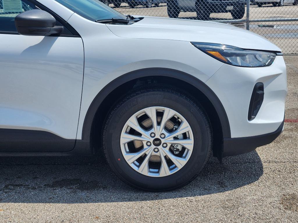new 2025 Ford Escape car, priced at $30,050