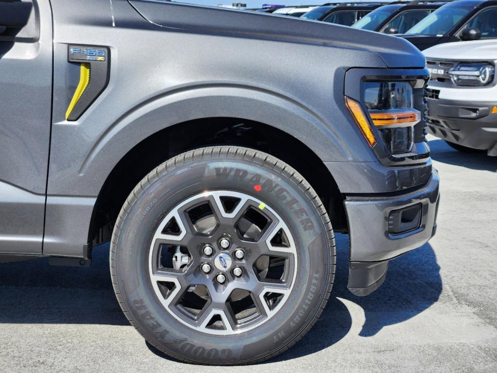 new 2024 Ford F-150 car, priced at $41,648