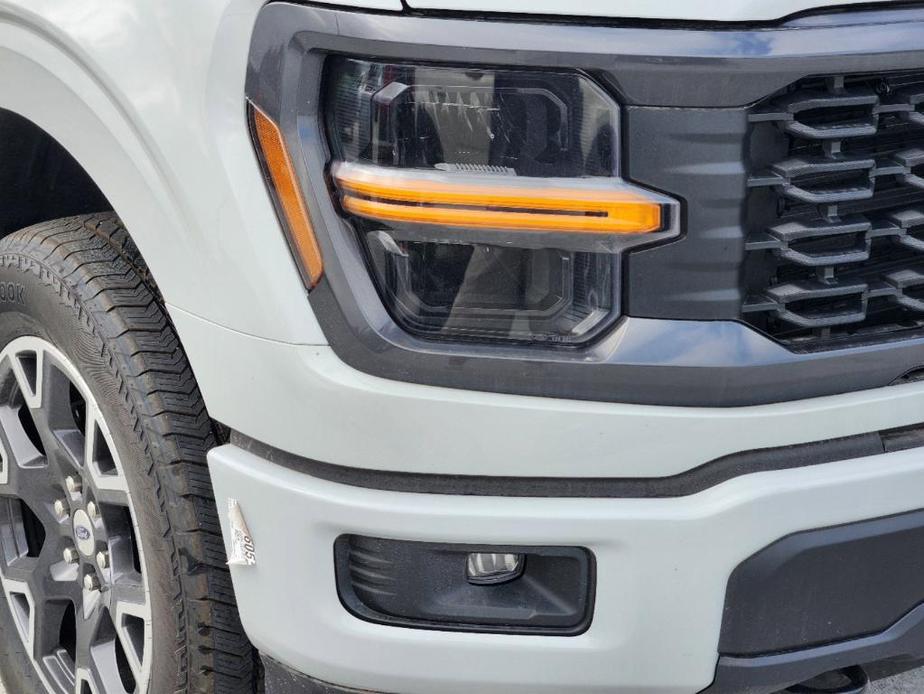 new 2024 Ford F-150 car, priced at $43,727