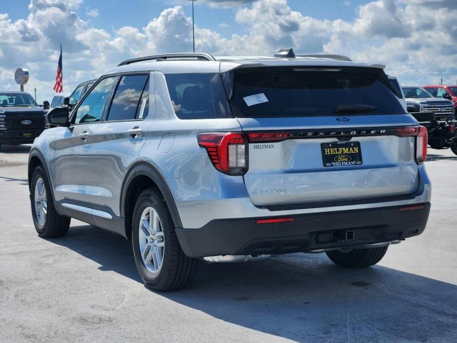 new 2025 Ford Explorer car, priced at $39,377