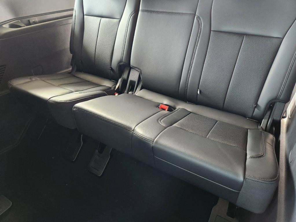 new 2024 Ford Expedition Max car, priced at $61,798