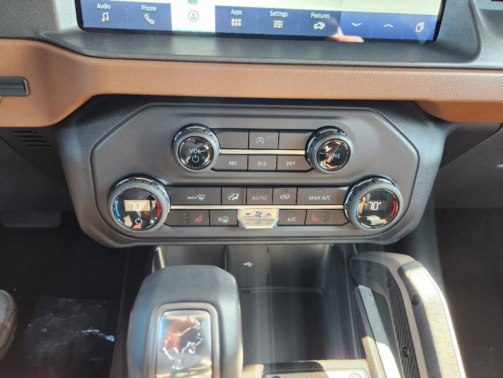 new 2024 Ford Bronco car, priced at $48,074