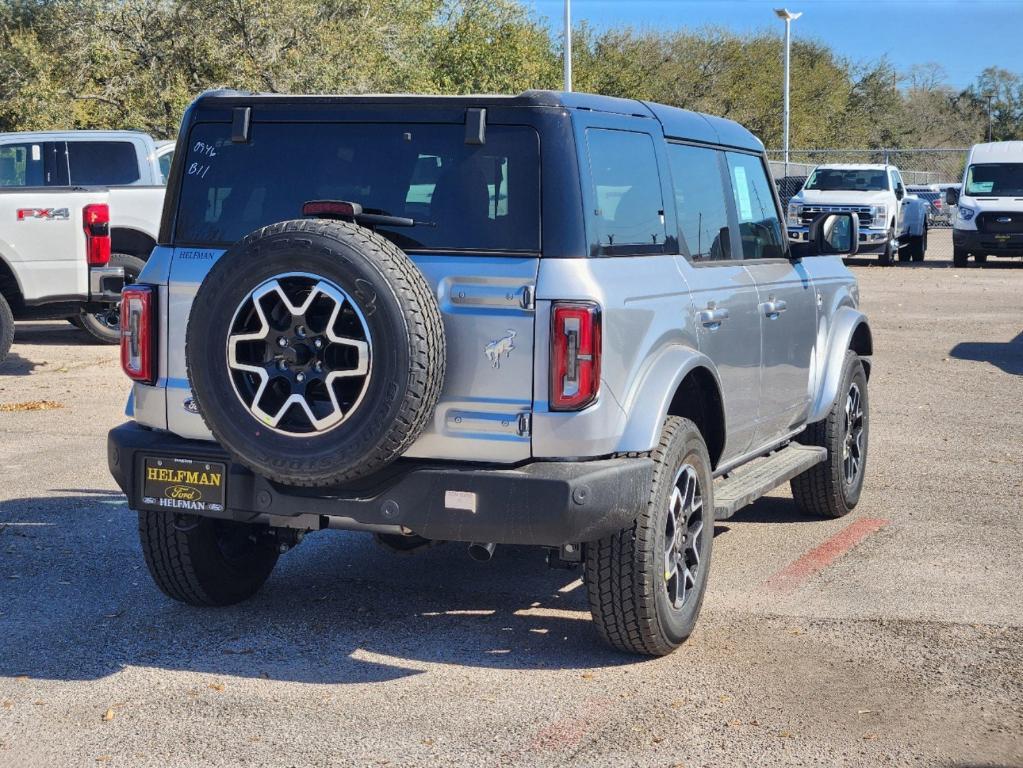 new 2024 Ford Bronco car, priced at $48,074