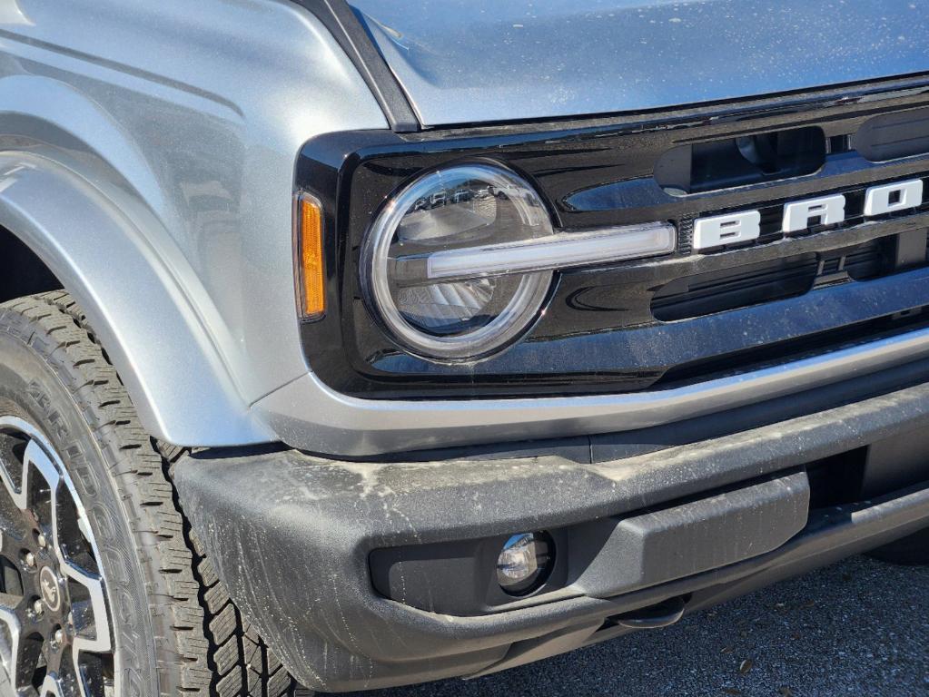 new 2024 Ford Bronco car, priced at $48,074