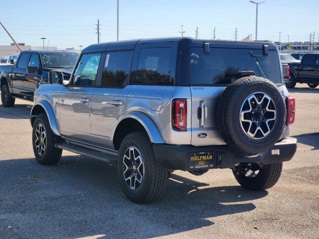 new 2024 Ford Bronco car, priced at $52,625