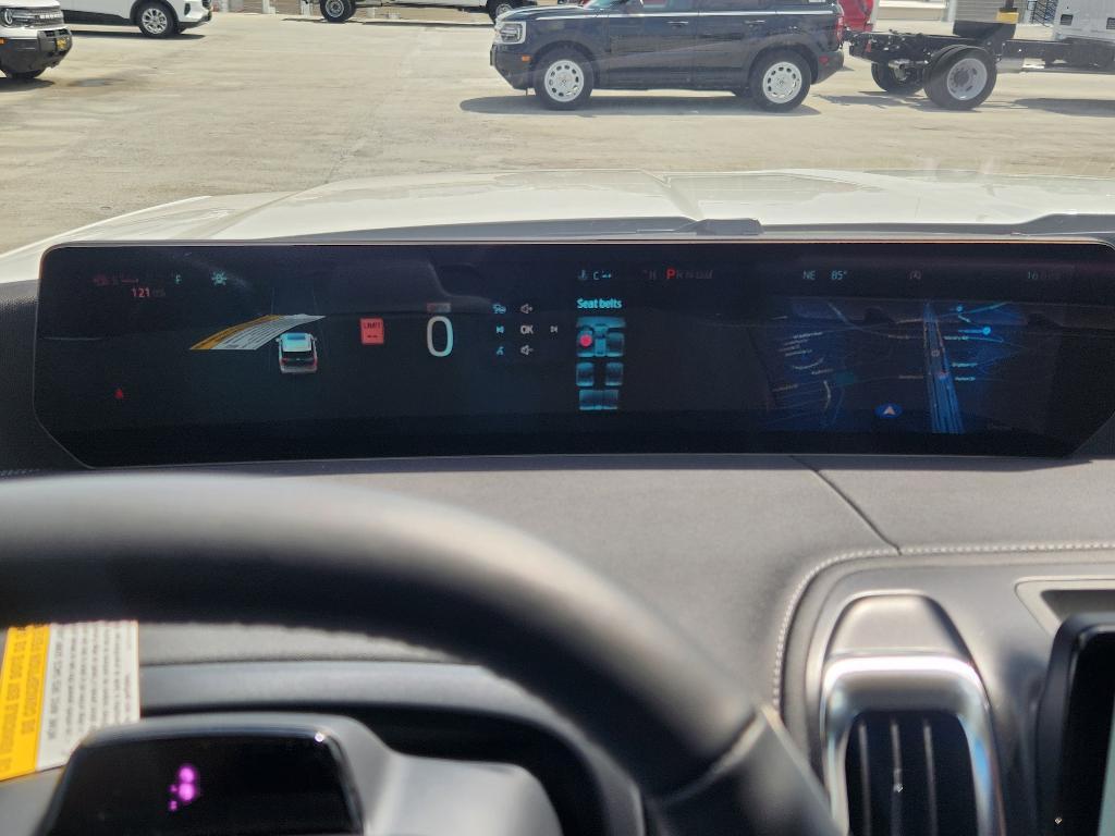 new 2025 Ford Expedition car, priced at $78,442