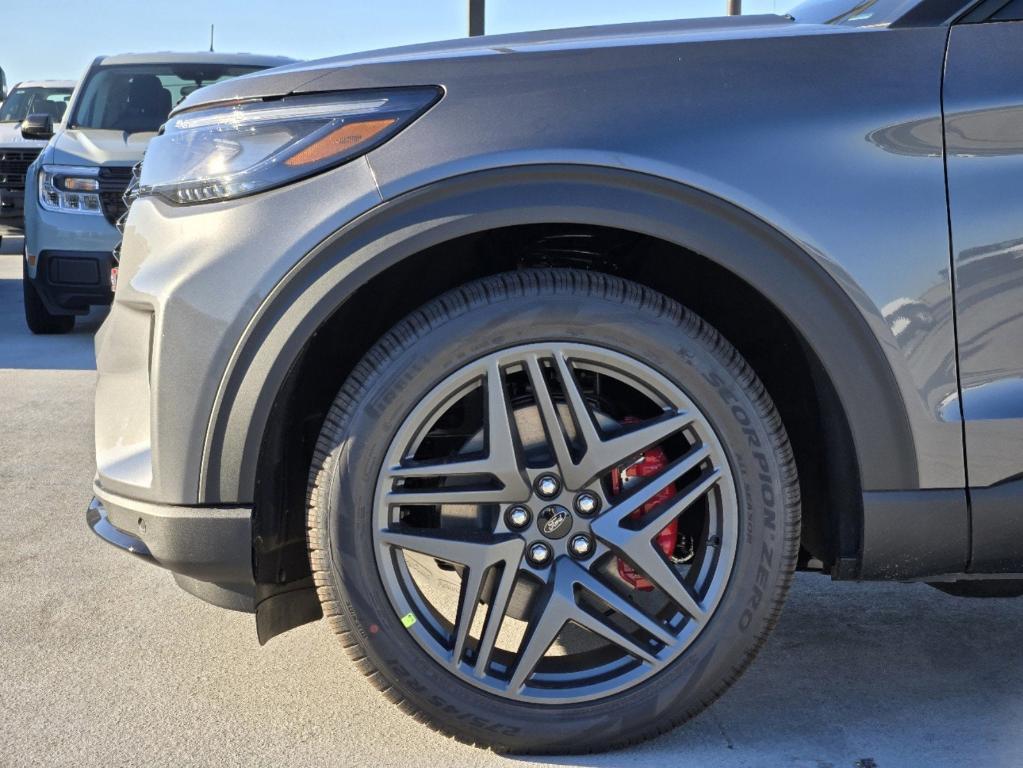 new 2025 Ford Explorer car, priced at $57,155