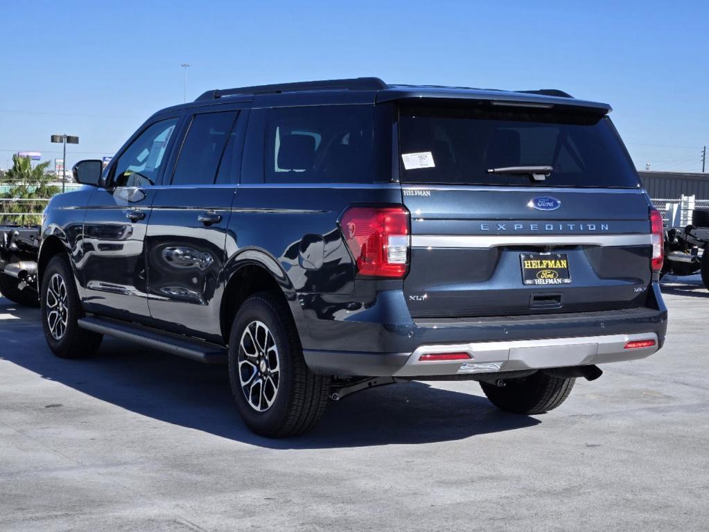 new 2024 Ford Expedition Max car, priced at $62,787