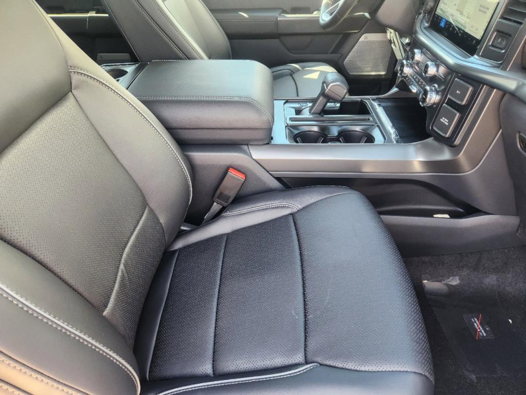new 2025 Ford F-150 car, priced at $60,761