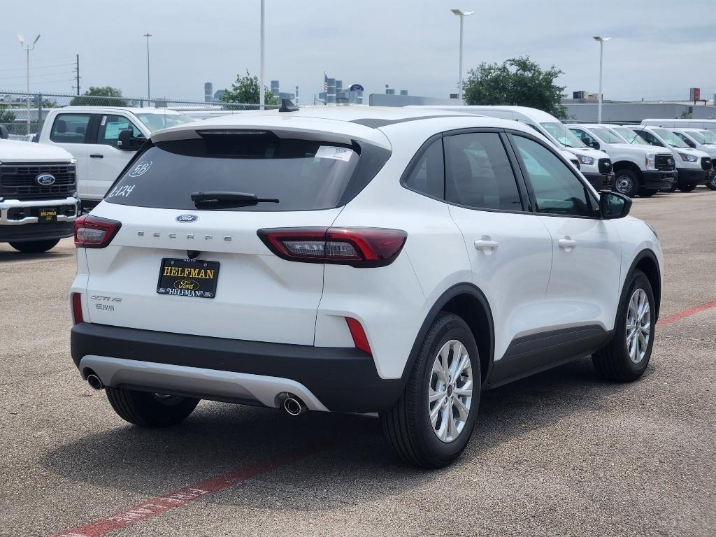 new 2025 Ford Escape car, priced at $31,640