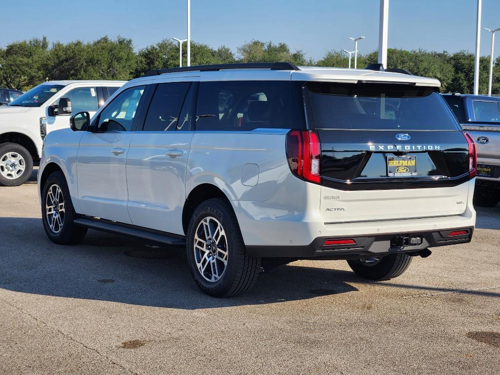 new 2025 Ford Expedition Max car, priced at $70,767