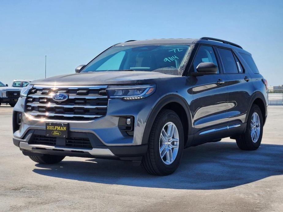 new 2025 Ford Explorer car, priced at $42,538