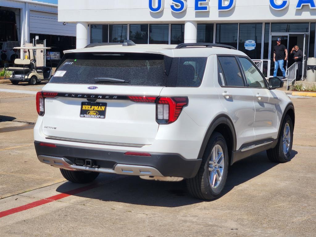 new 2025 Ford Explorer car, priced at $45,605