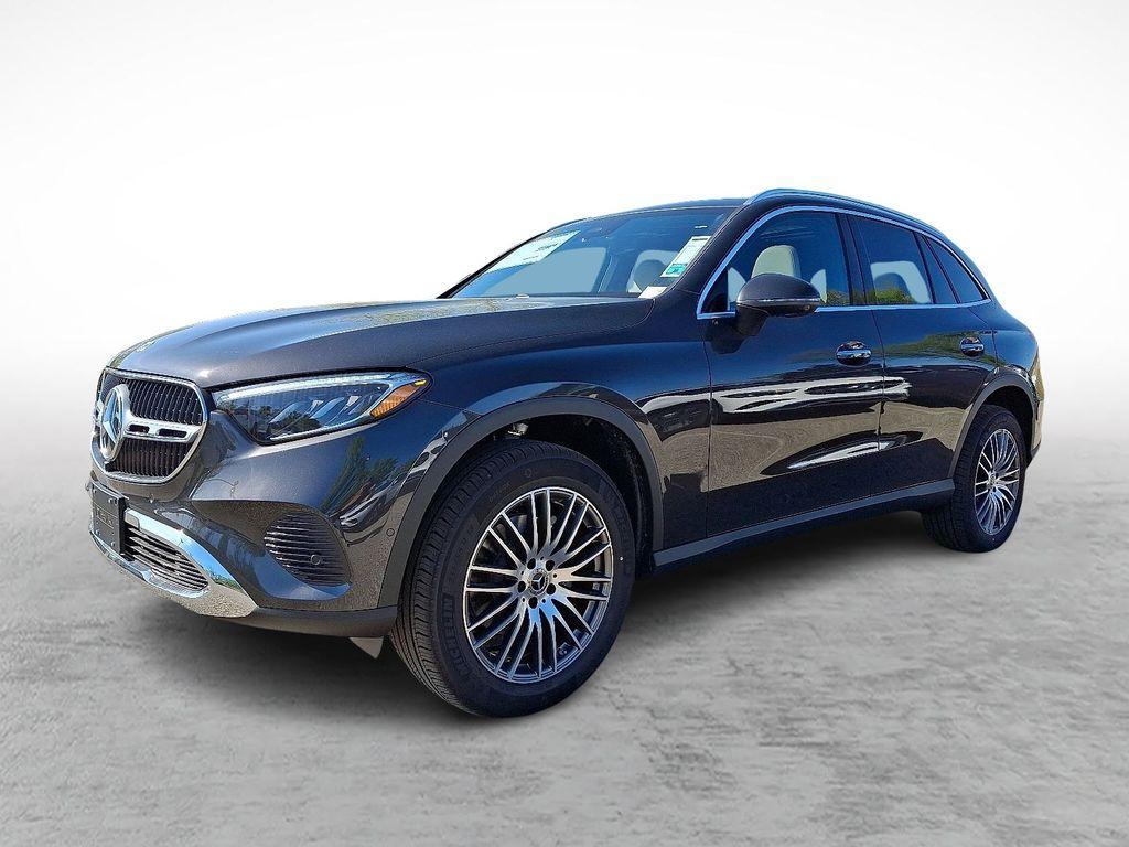 new 2025 Mercedes-Benz GLC 300 car, priced at $59,095