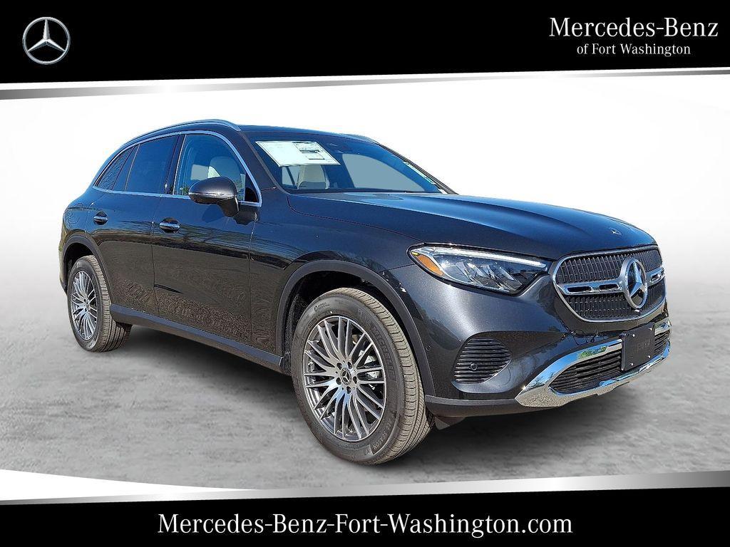 new 2025 Mercedes-Benz GLC 300 car, priced at $59,095