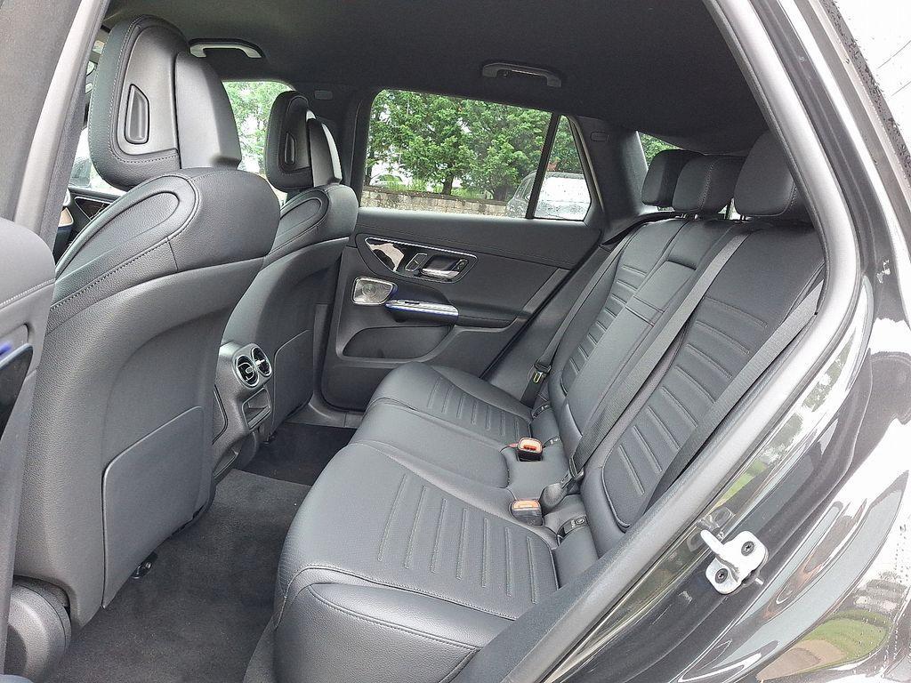 new 2025 Mercedes-Benz GLC 350e car, priced at $69,465