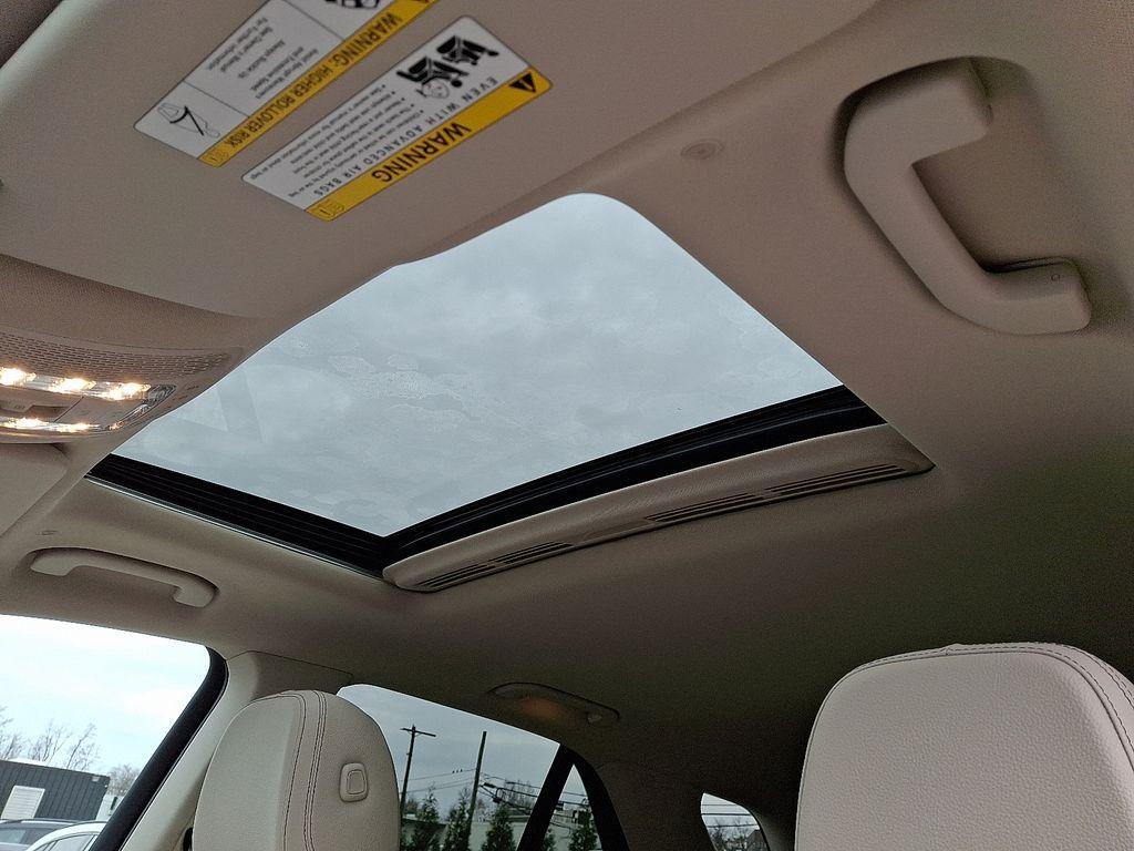 used 2025 Mercedes-Benz GLE 350 car, priced at $62,592