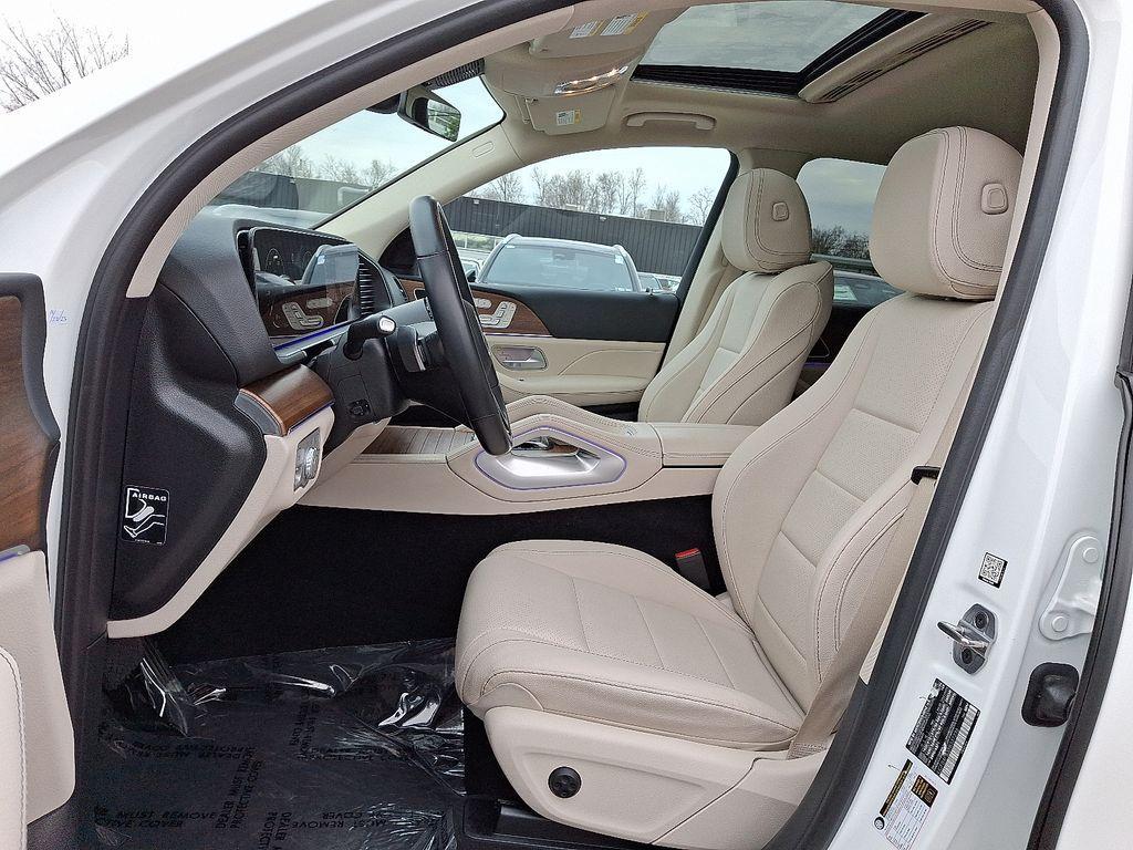 used 2025 Mercedes-Benz GLE 350 car, priced at $62,592