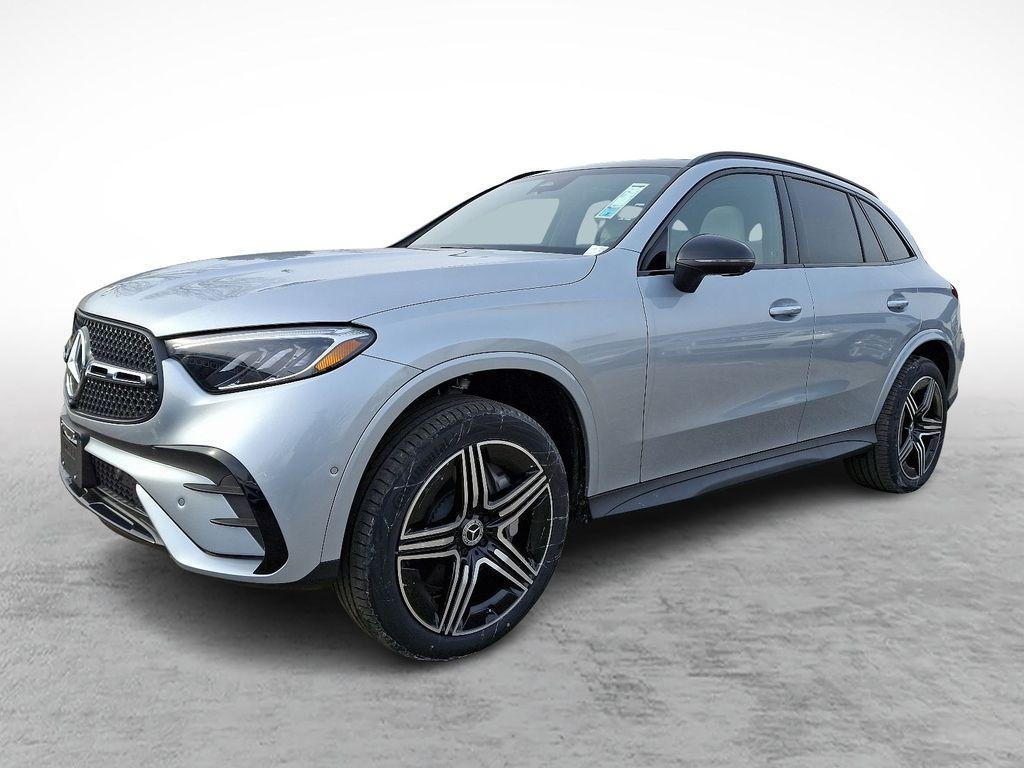 new 2025 Mercedes-Benz GLC 300 car, priced at $64,085