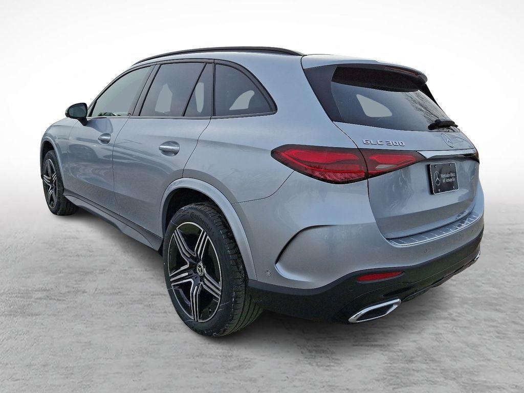 new 2025 Mercedes-Benz GLC 300 car, priced at $64,085