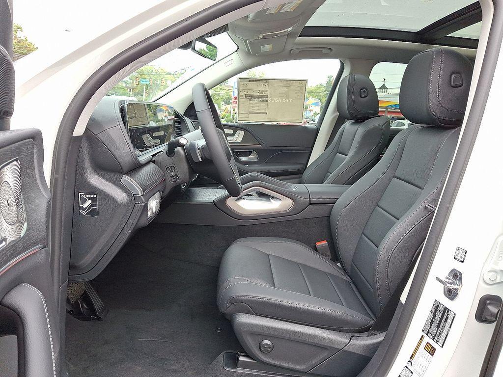 new 2026 Mercedes-Benz GLE 450 car, priced at $81,215