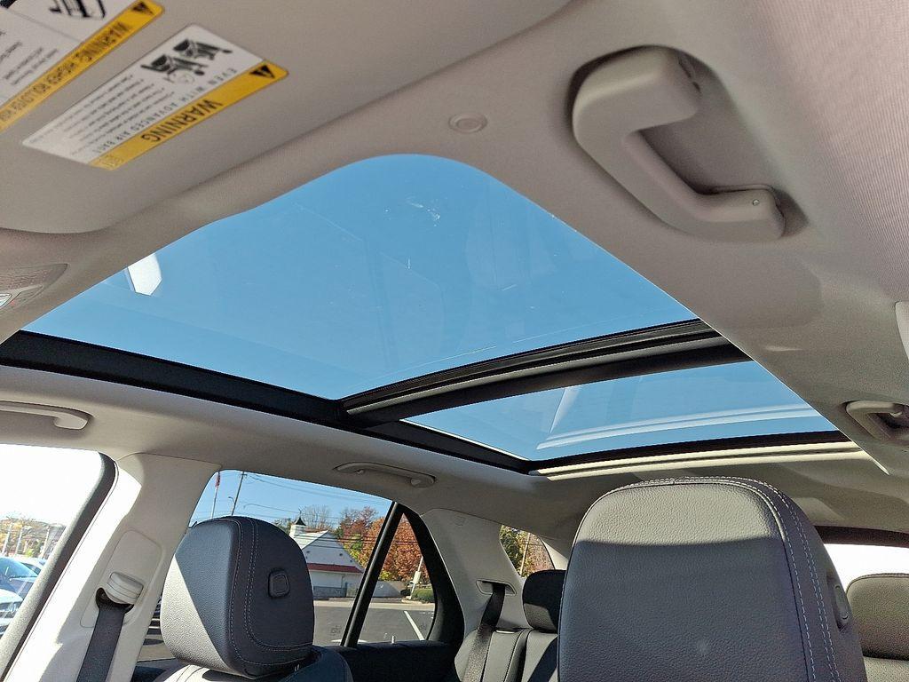 new 2026 Mercedes-Benz GLE 350 car, priced at $77,825