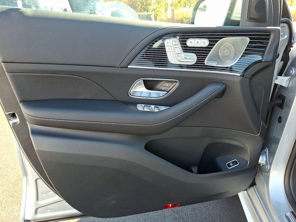 new 2026 Mercedes-Benz GLE 350 car, priced at $77,825