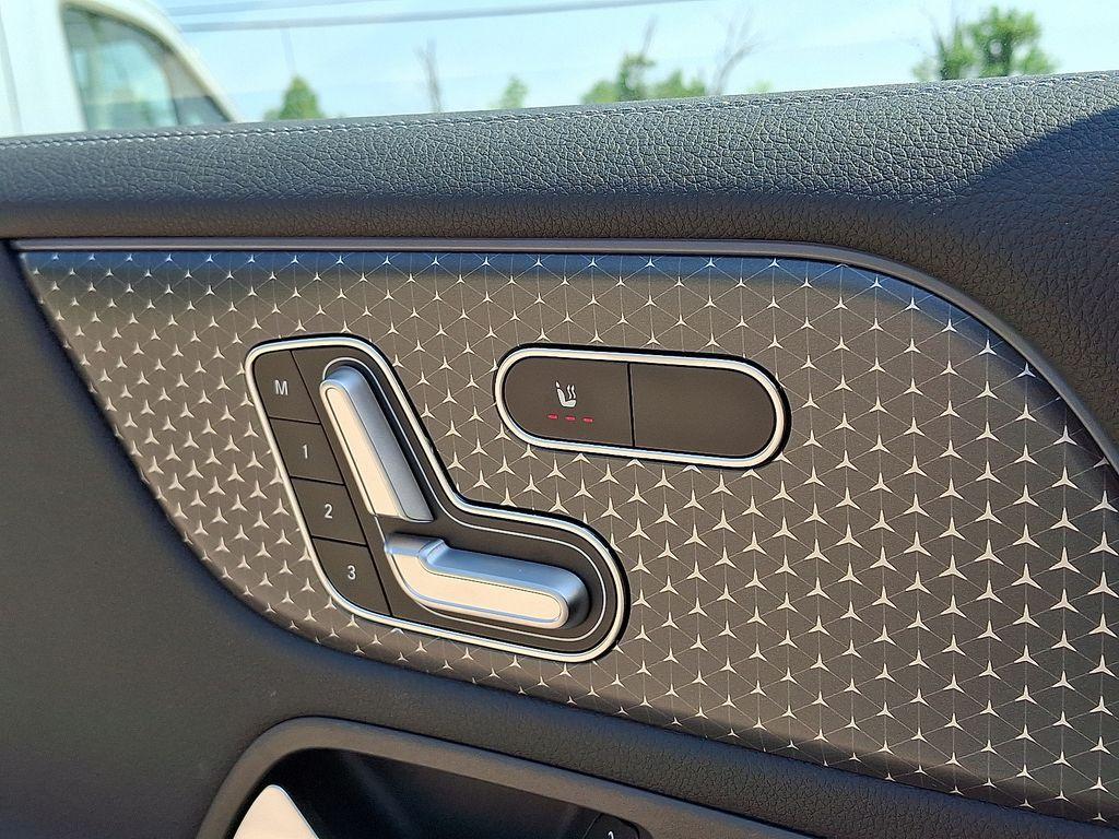 new 2025 Mercedes-Benz EQB 300 car, priced at $63,675