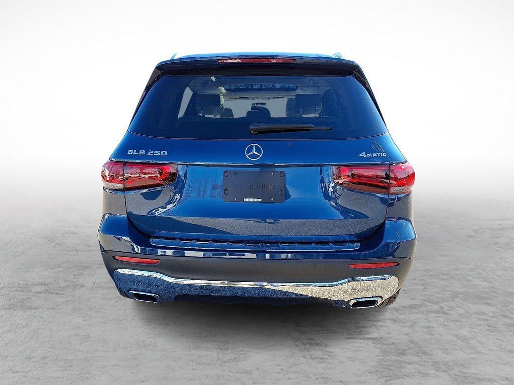 used 2022 Mercedes-Benz GLB 250 car, priced at $34,534