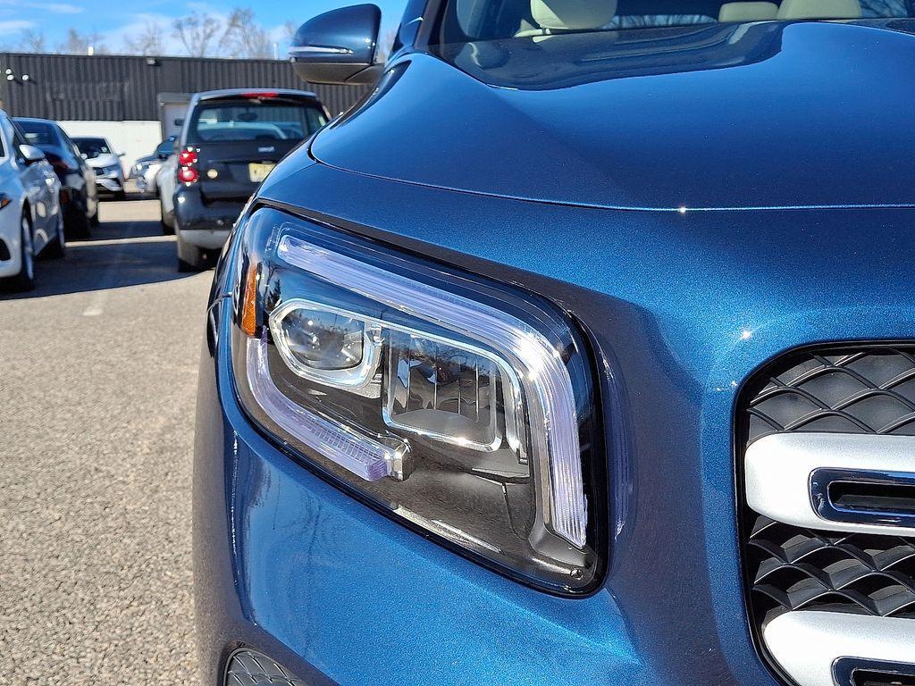 used 2022 Mercedes-Benz GLB 250 car, priced at $34,534