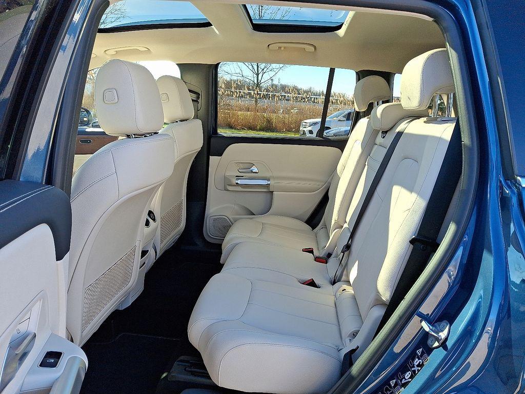 used 2022 Mercedes-Benz GLB 250 car, priced at $34,534