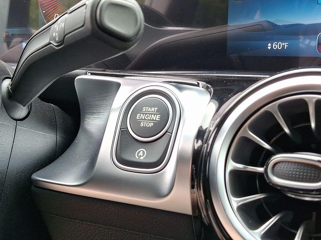 new 2026 Mercedes-Benz GLB 250 car, priced at $51,610