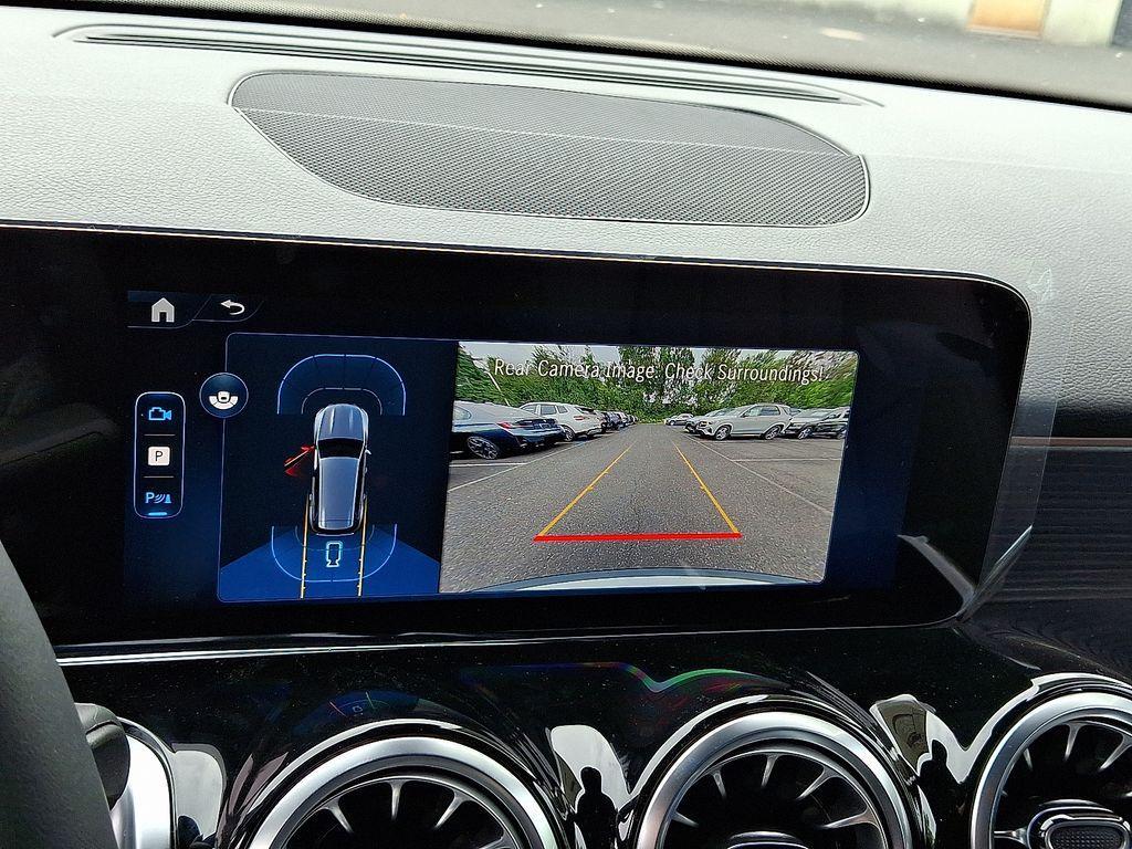 new 2026 Mercedes-Benz GLB 250 car, priced at $51,610
